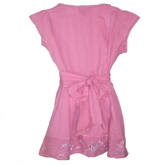 Maternity Empire Waist Pink Top w/ Cut Out Detail - Picture 2 of 2